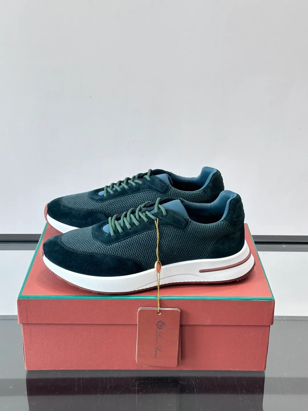Men's men's shoes 💰p580 "Loro men's shoes 💰pian＊" Week End Walk series sports shoes, using exclusive raw materials, mesh upper + suede stitching, breathable and comfortable, rubber soles with strong grip, suitable for commuting and casual outings. Low-key high-end gray tone, versatile suit or casual wear, size: 39-44 (customized at 38.45.46)
